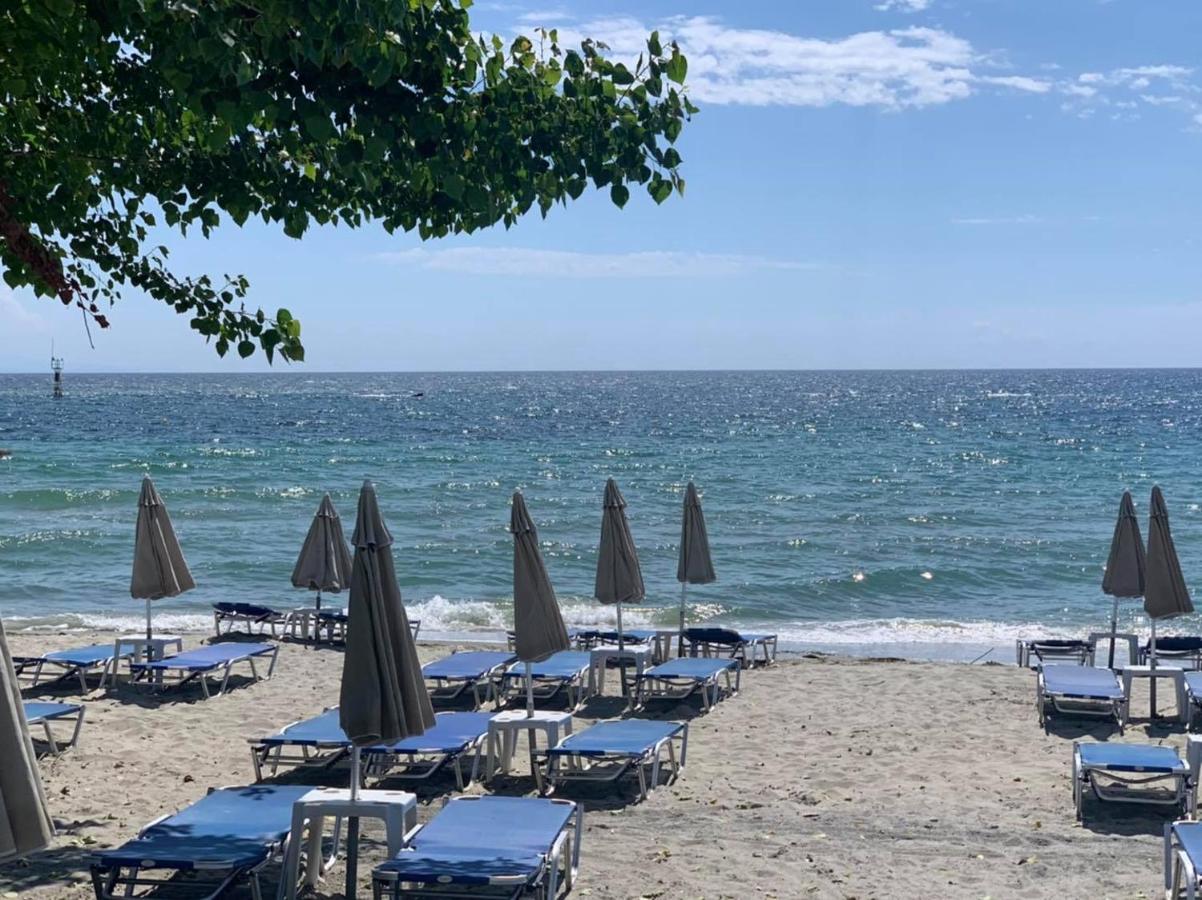 Villa Hariklia Paralia Katerinis Bagian luar foto