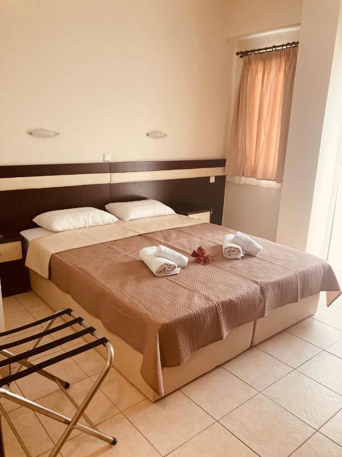 Villa Hariklia Paralia Katerinis Bagian luar foto